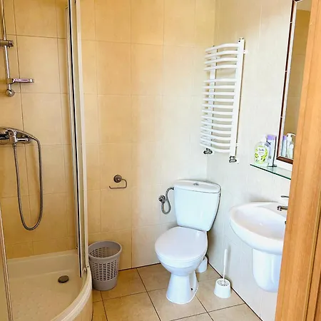 Agawa Restauracja&hotel מלון