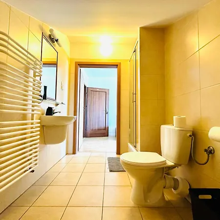 Agawa Restauracja&hotel מלון Debno (Nowy Targ)