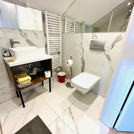 Agawa Restauracja&hotel *