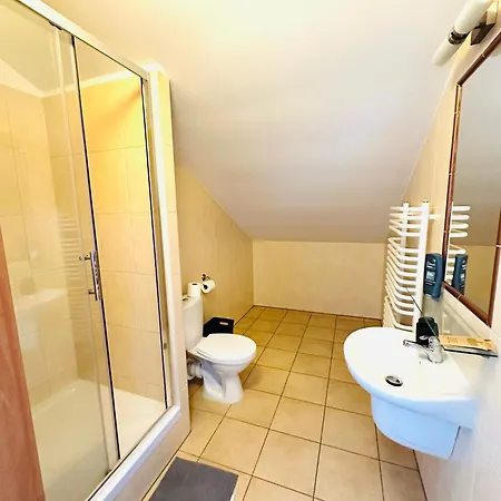 Agawa Restauracja&hotel *